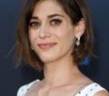 Lizzy Caplan