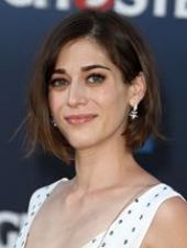 Lizzy Caplan