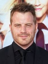 Robert Kazinsky