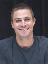 Stephen Amell