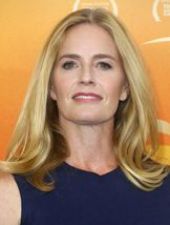 Elisabeth Shue