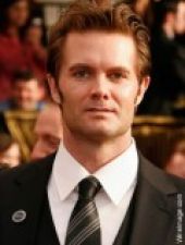 Garret Dillahunt