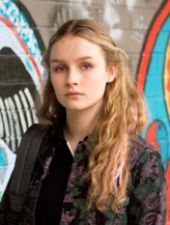 Olivia DeJonge