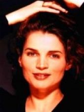 Julia Ormond