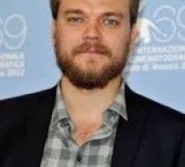 Pilou Asbæk