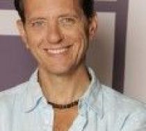 Richard E. Grant