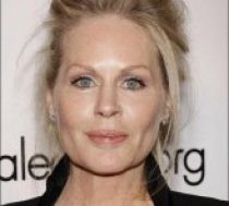 Beverly D'Angelo