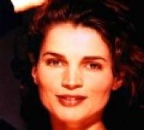 Julia Ormond