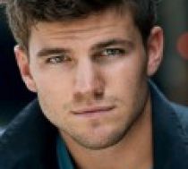 Austin Stowell