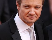 Jeremy Renner