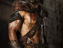 Manu Bennett