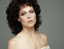 Sigourney Weaver