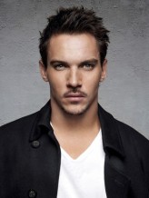 Jonathan Rhys Meyers